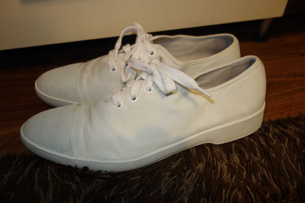 SNEAKERS Barbat Prada, Piele, Albi, Marimea 45, Stare foarte buna