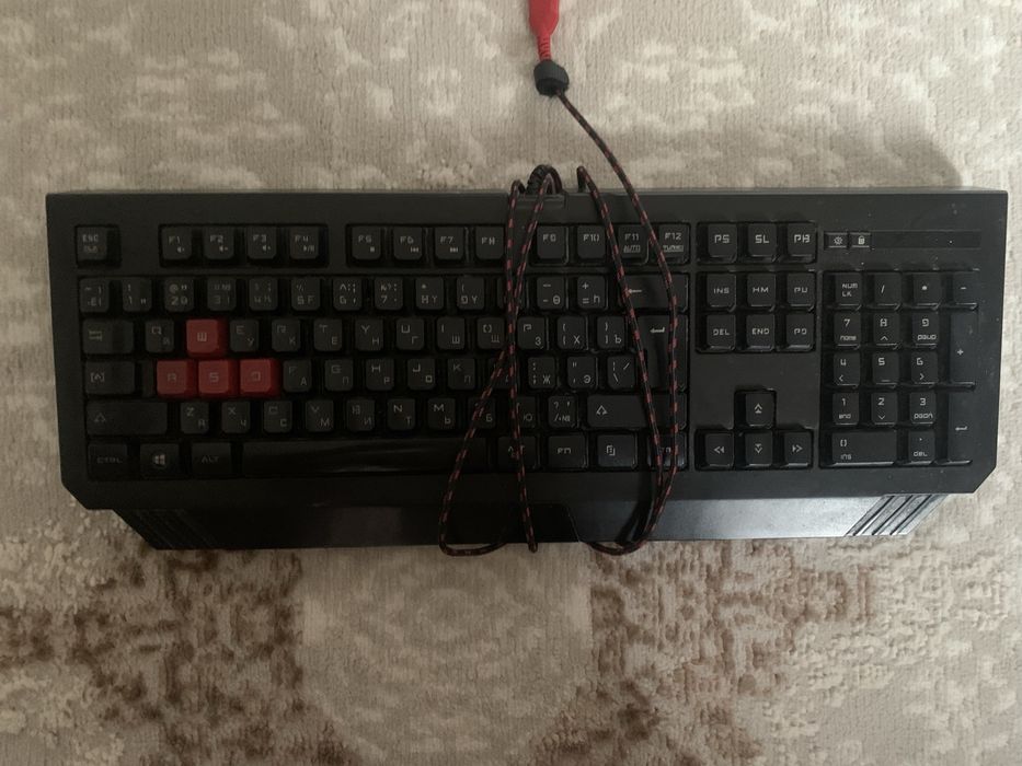 Игровая клавиатура Bloody B110 turbo