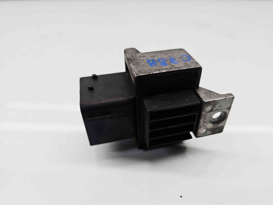 Releu  Nissan Juke [Fabr 2010-prezent] 8200859243