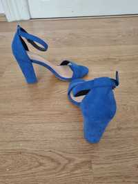 Sandale albastre, toc 10 cm. Primadonna