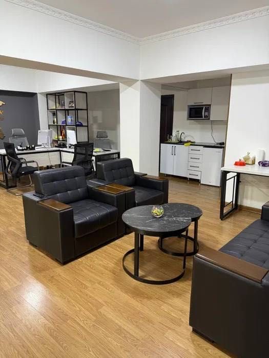 Цум ( Космонавтов метро) Офис 65м2