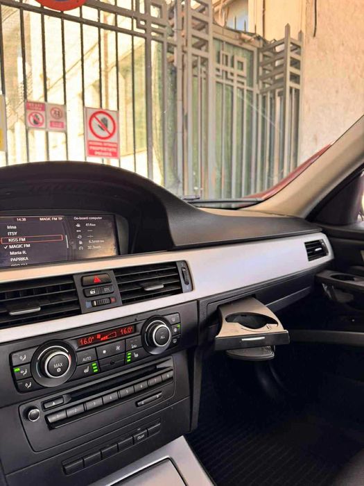 BMW seria 3 , e90 - facelift