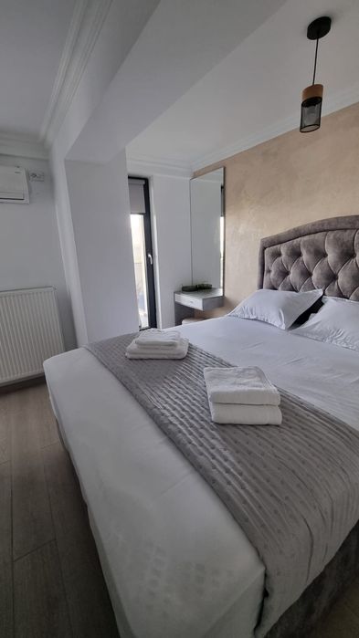 Studio de inchiriat, zona Mamaia/Butoaie, cu terasa si vedere la lac