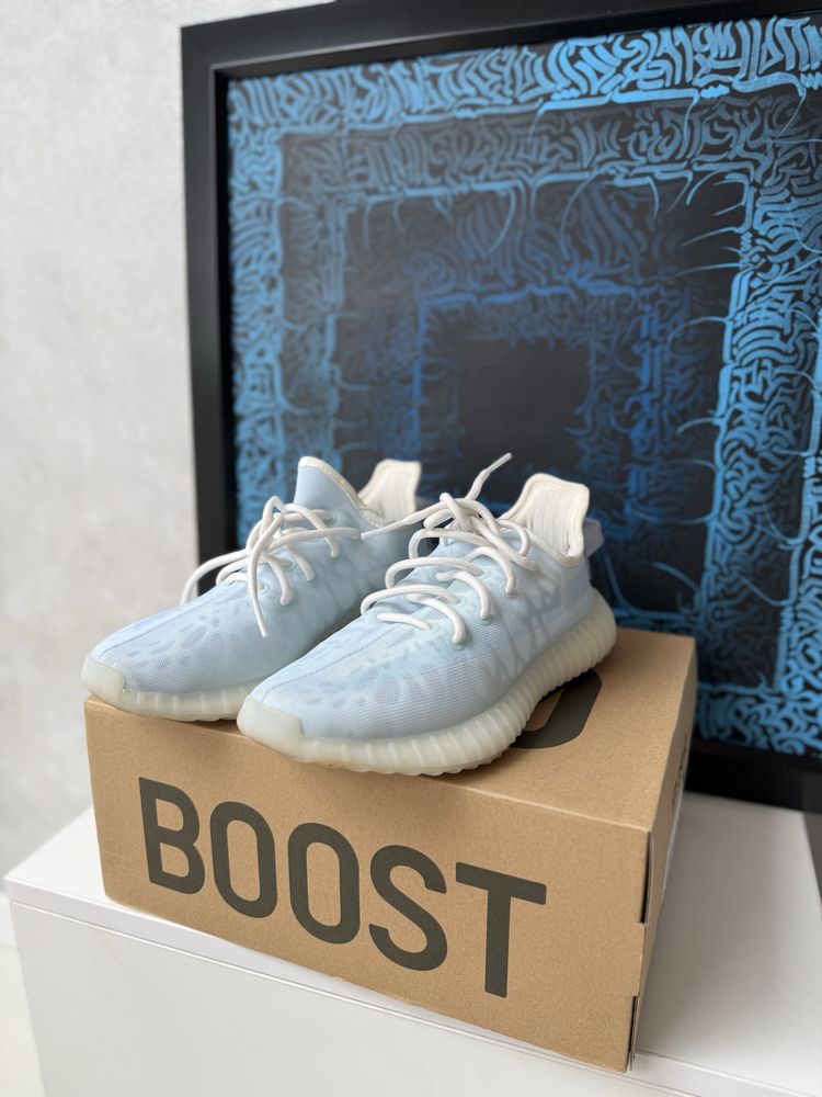 Yeezy Boost 350 V2 MONICE – Оригинални, номер 39 1/3