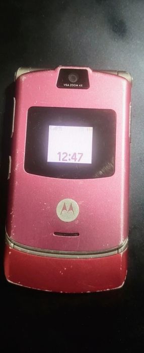 Motorola RAZR V3 Pink ( decodat)