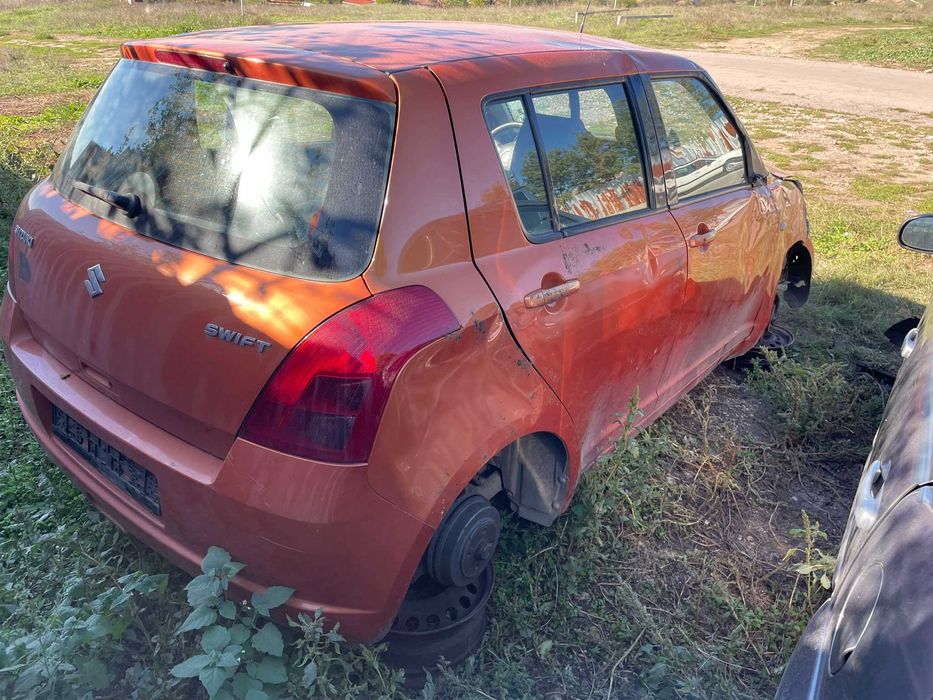 Suzuki Swift 1.3 I НА ЧАСТИ сузуки суифт 1.3 бензин key less
