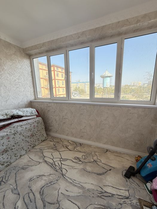 Срочно сотилади 5 хона 6 этаж 9 э домда. Согдиана бовлинг