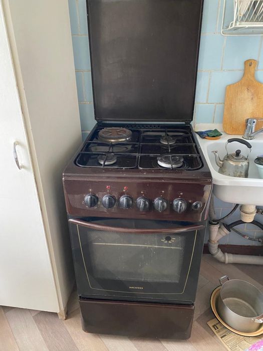 газ плита продам