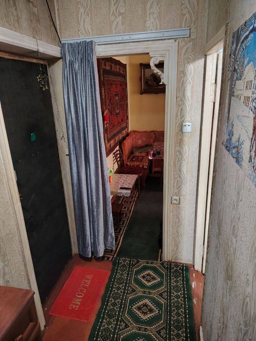 Ganga hotdog Alisher Navoiy va G'ofur Gulom metro oldida