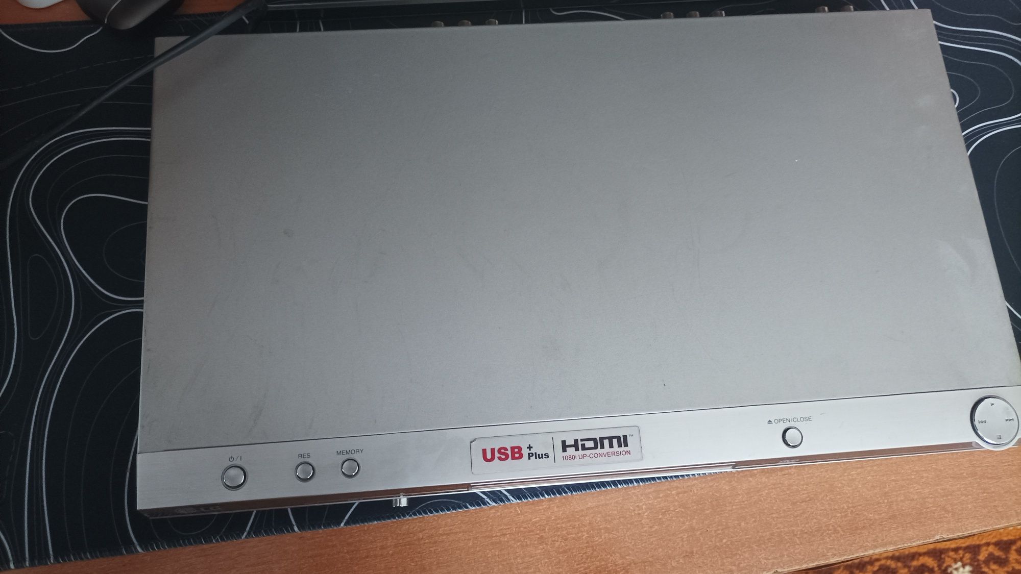 DVD player  LG состояние б/у