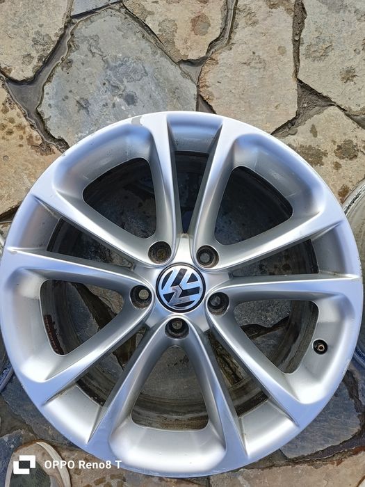 Vând jante originale Volkswagen