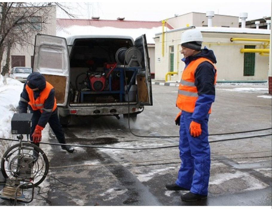 Услуга прочистки септиков Очистка промывка канализационных труб