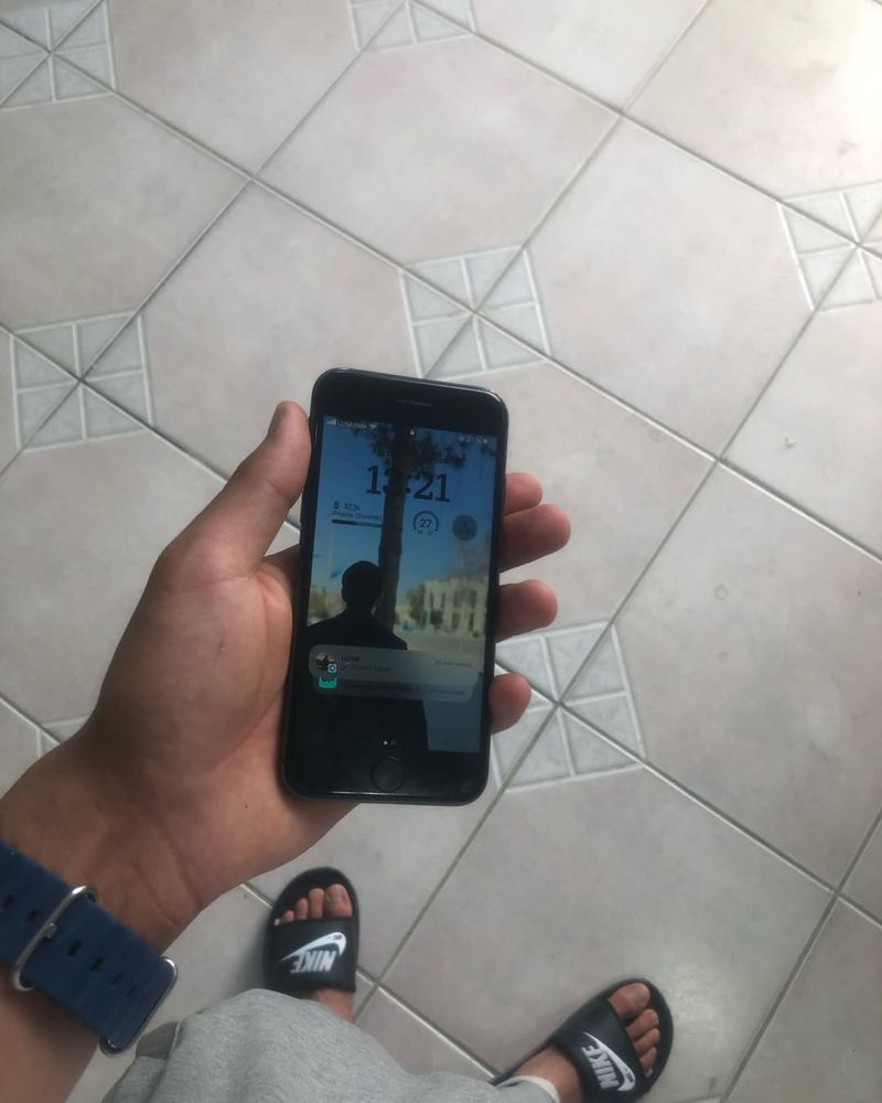 Iphone 8 ideal