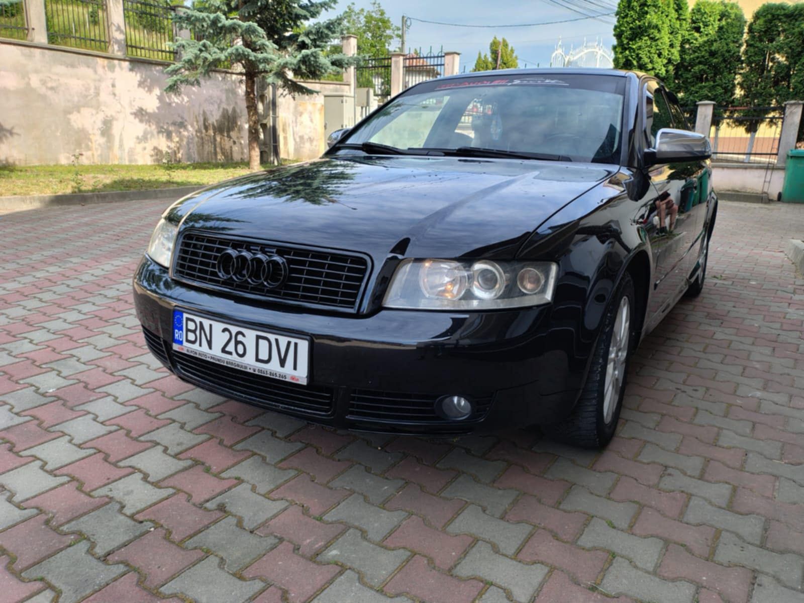 Vând audi A4 B6 motor 1.9