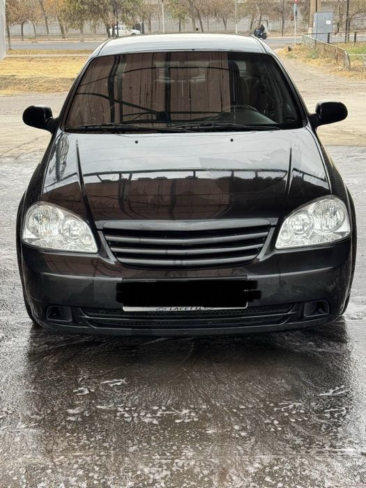 Продам Ласетти 1,8 68000 км пробег