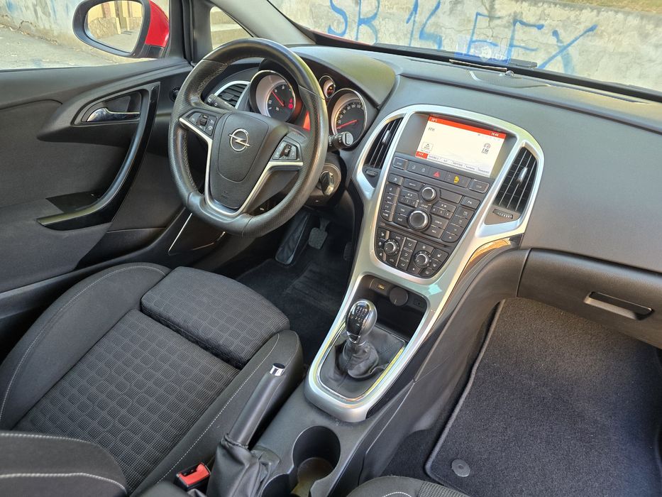 Opel astra GTC 1.6 diesel 136 cp Euro 6 r18