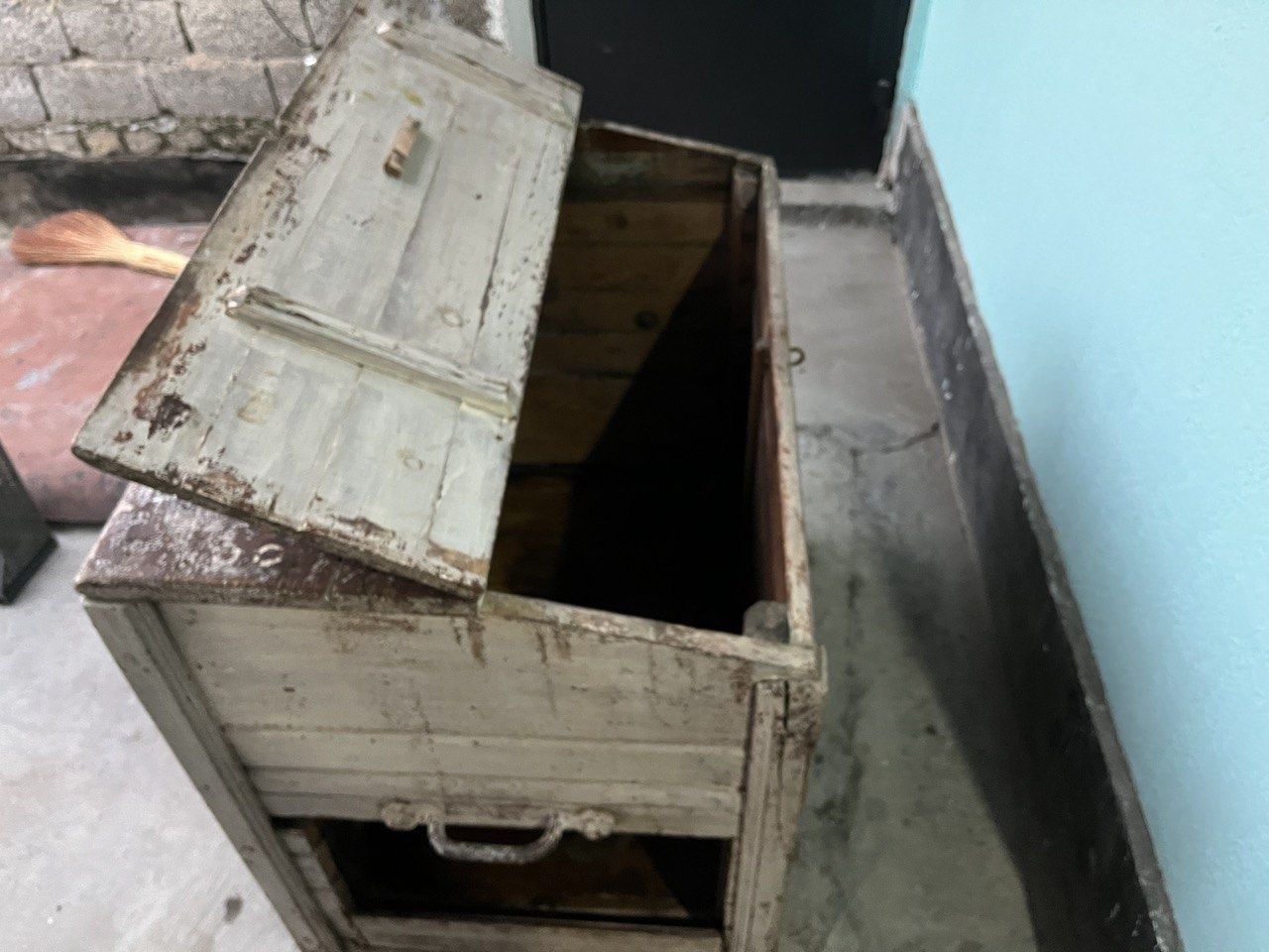 Продаю будку для собаки