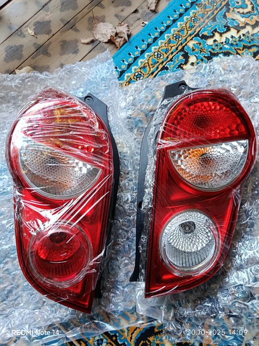 Продается новые фары