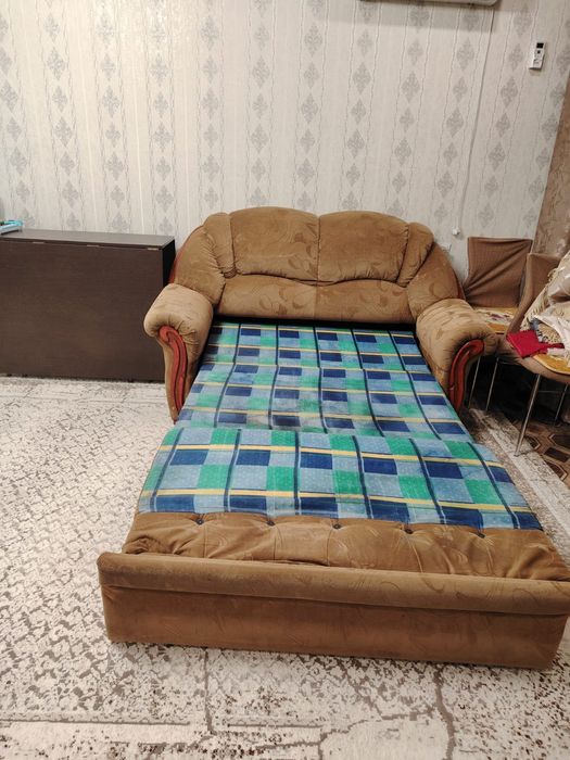 Продам диван в хорошем состоянии