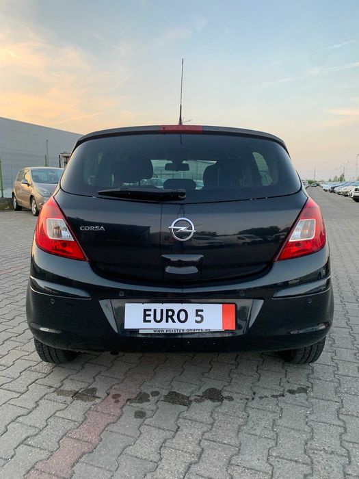*Oferta* Opel Corsa 2014 Euro 5 Mega Full Option 1.4 MPI 101 CP Clasic