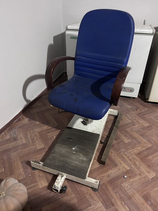 Продам кресло для педикюра