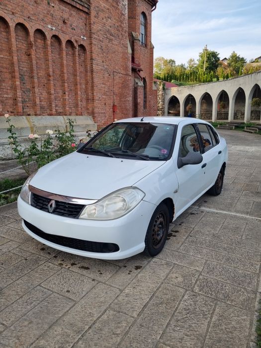 Renault Clio Simbol