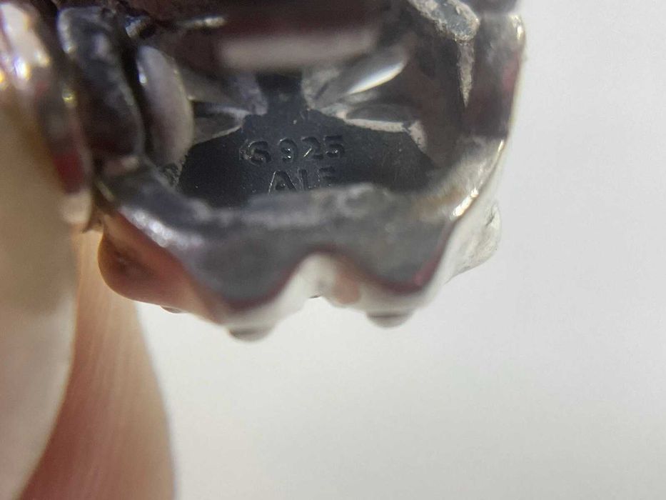 Гривна Пандора|Pandora