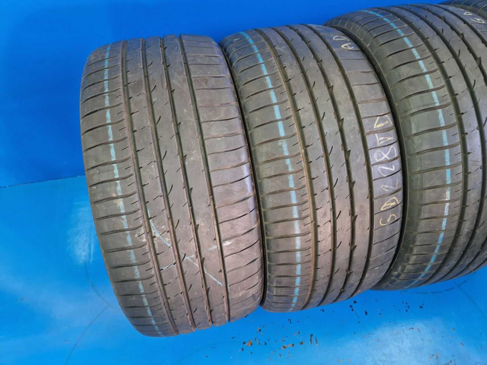 4 Goodyear R22 265/35-285/35
летни гуми спорт пакет DOT0720