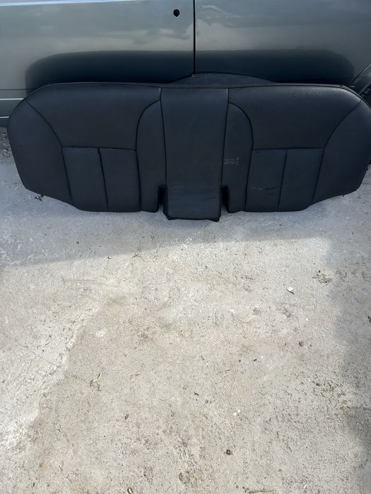 Обшывки Mercedes-Benz 210