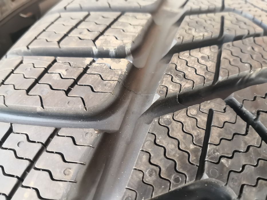 225 45 18 цола гуми Pirelli dot 19 20
