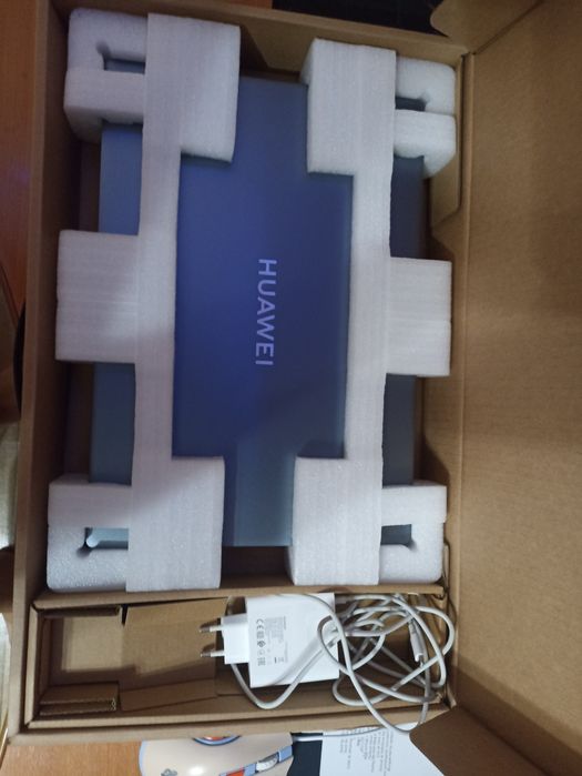 Продам ноутбук Huawei Matebook d16, для учебы/игр