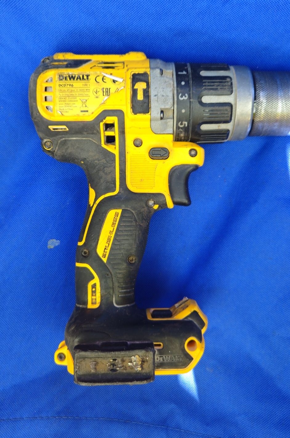 Masina de gaurit Dewalt dcd 796
