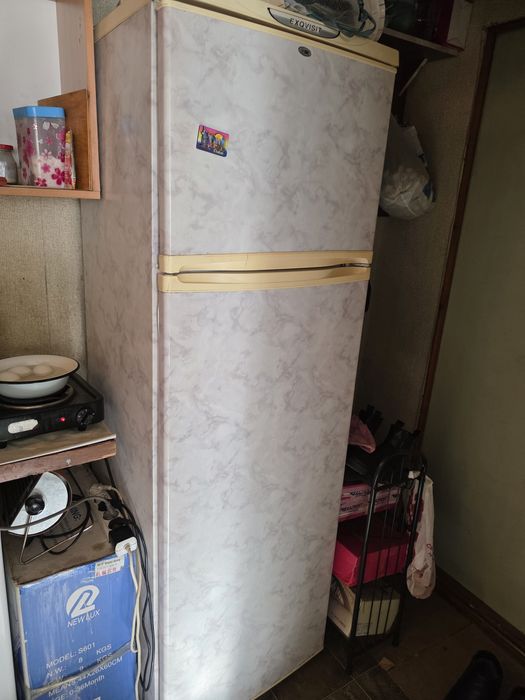 продам рабочий холодильник