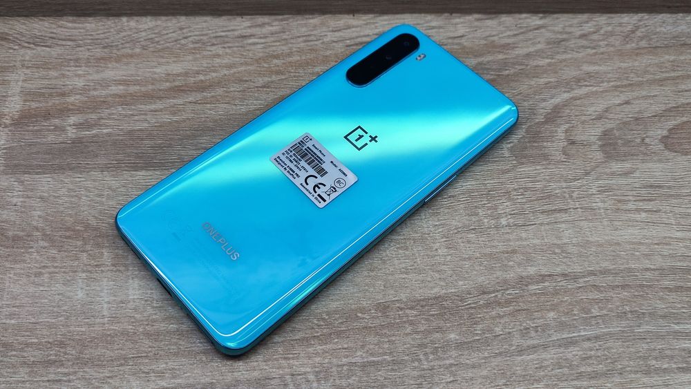 OnePlus Nord 128GB 8GB Ram IMPECABIL