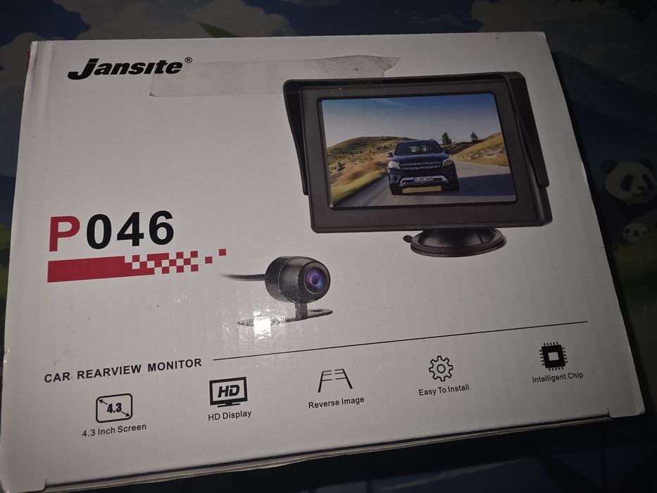 Camera marsarier cu ecran