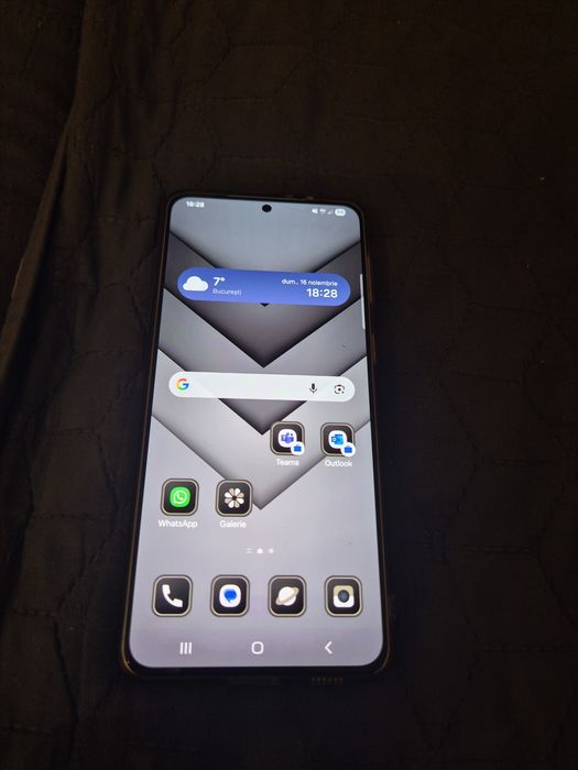 Samsung s21 argintiu