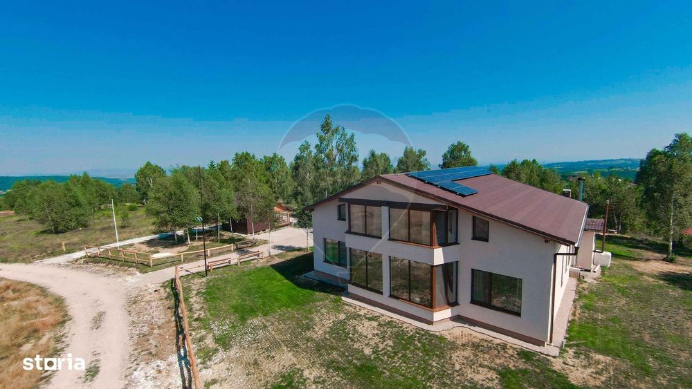 Pensiune de Vânzare cu 8 dormitoare, Rișca, Jud. Cluj