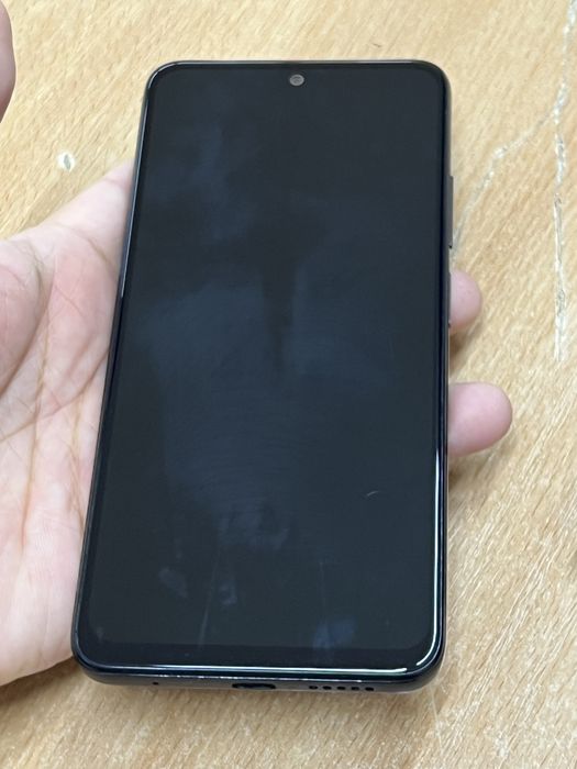 Продам Redmi note 11 4/64 GB черный