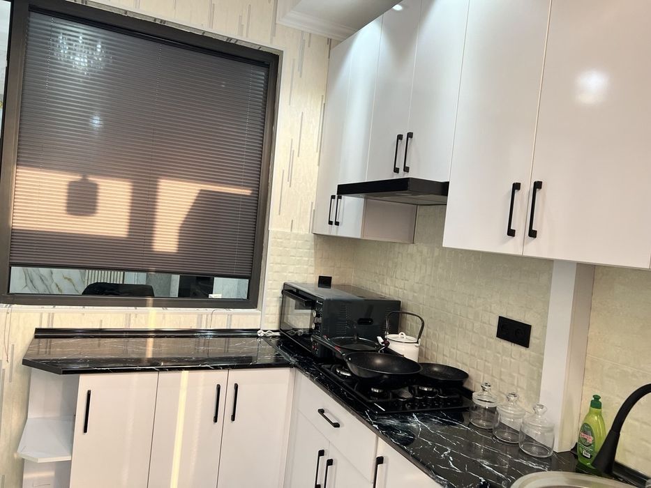 Чилонзор 2. 2 хонали квартира аренда берилади.