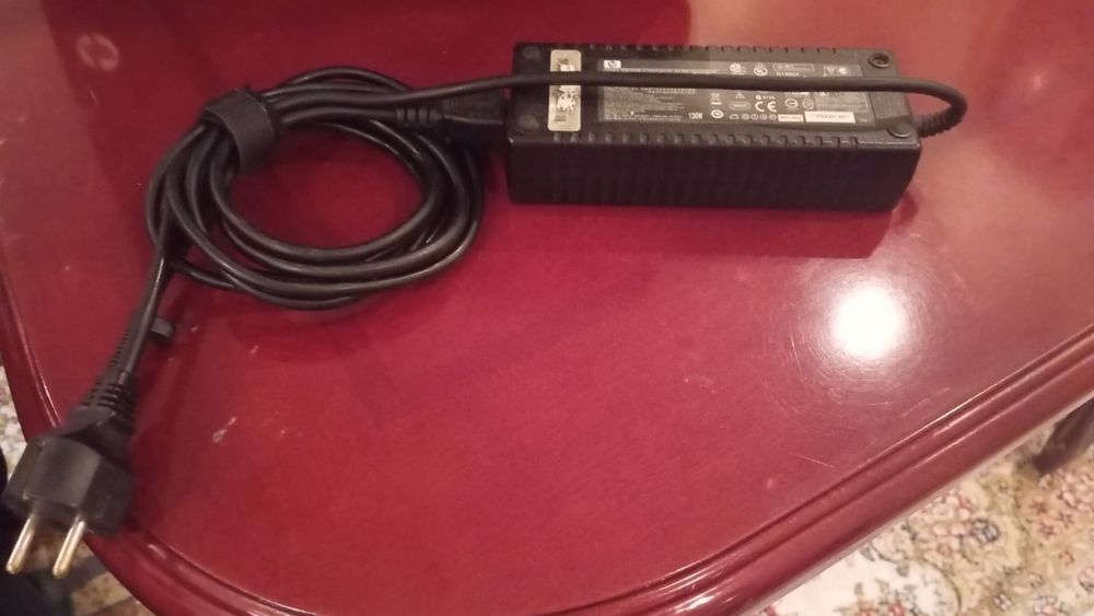 Продам Модель Pavilion dv6 
 Windows 10 
Intel core i7