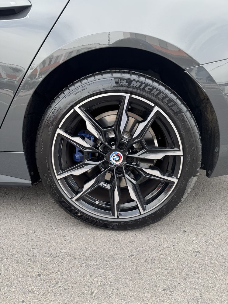 Bmw i4 M50 Germany dual motor 5.700probeg