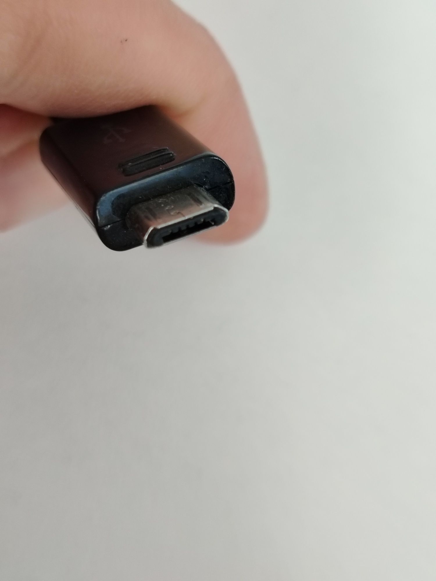 Продаем зарядку оригинал Samsung и  зарядное устройство