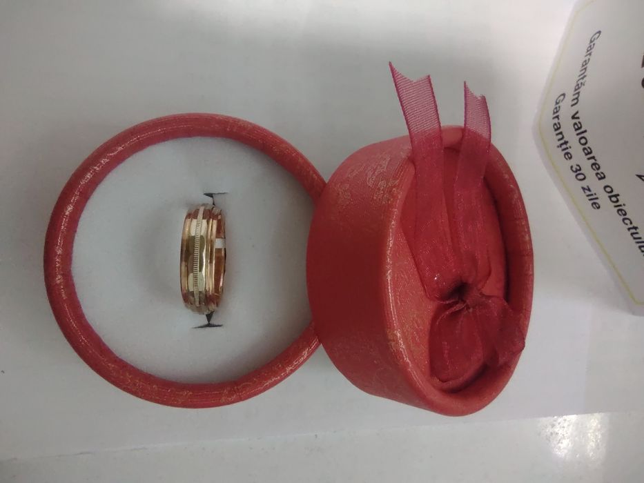 Verigheta aur 14k (efn)