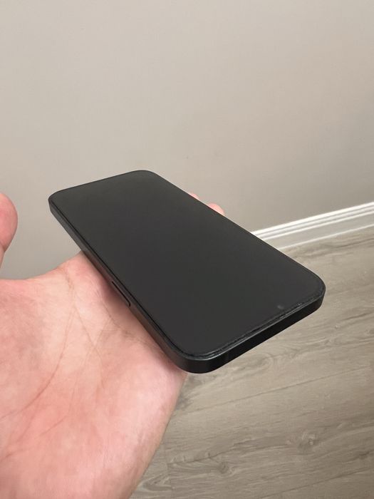 Продам IPhone 14 Plus в идеальном состоянии