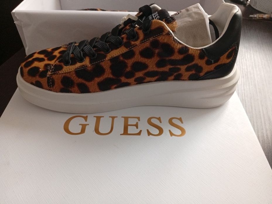 Adidas femei Guess originali