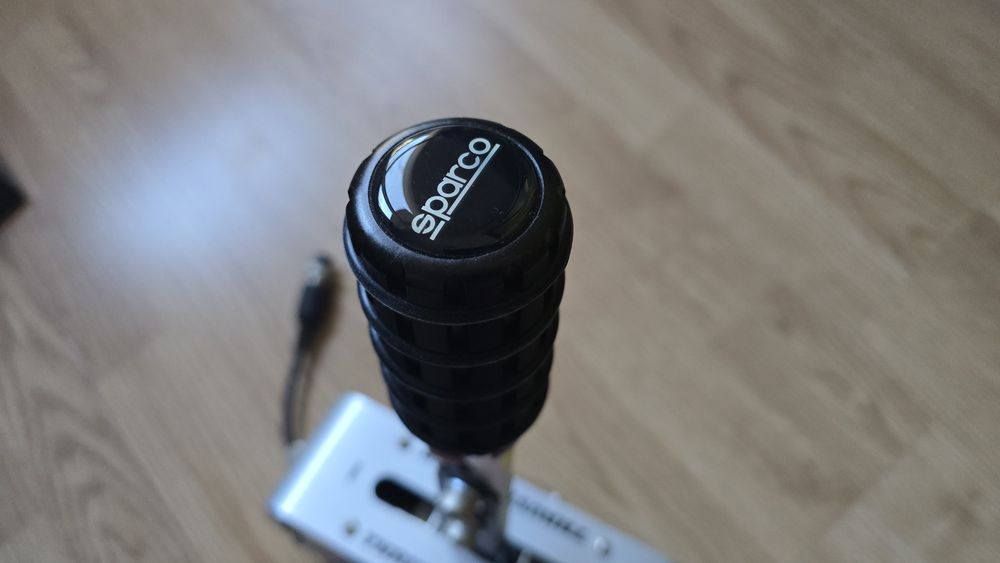 Thrustmaster tss sparco