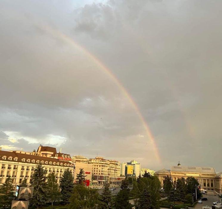 Ap 2 cam Ultracentral/P-ta Victoriei/Direct Proprietar/Parcare privată