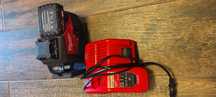 Nivela laser M12 Milwaukee 360°, cu 3 planuri,