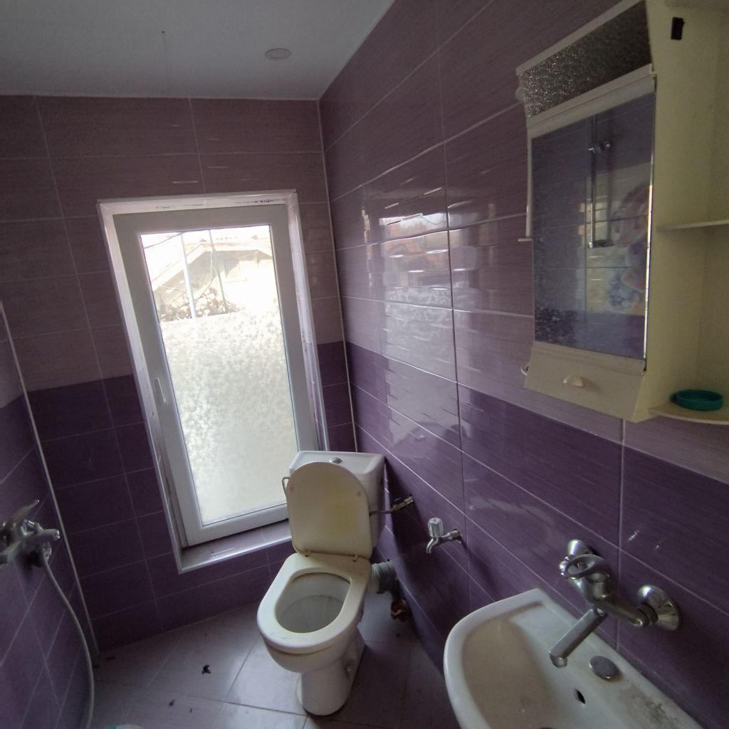 Продава се Къща в Лом - 86 кв.м за 475 €/кв.м - Снимка #6