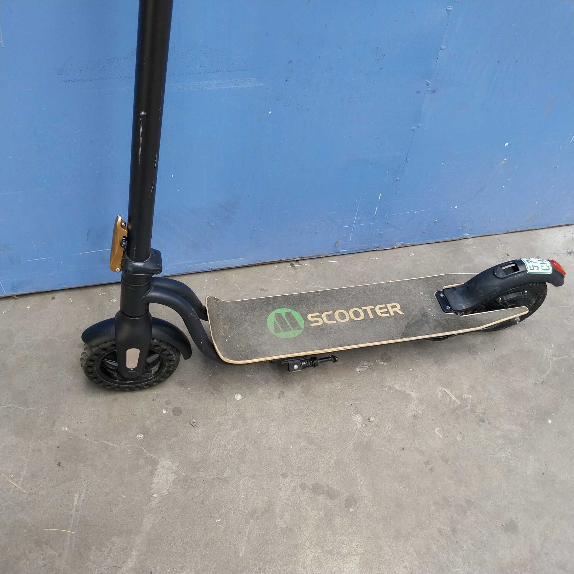 НАЙ ДОБРАТА ОФЕРТА Електрическа тротинетка  М Scooter